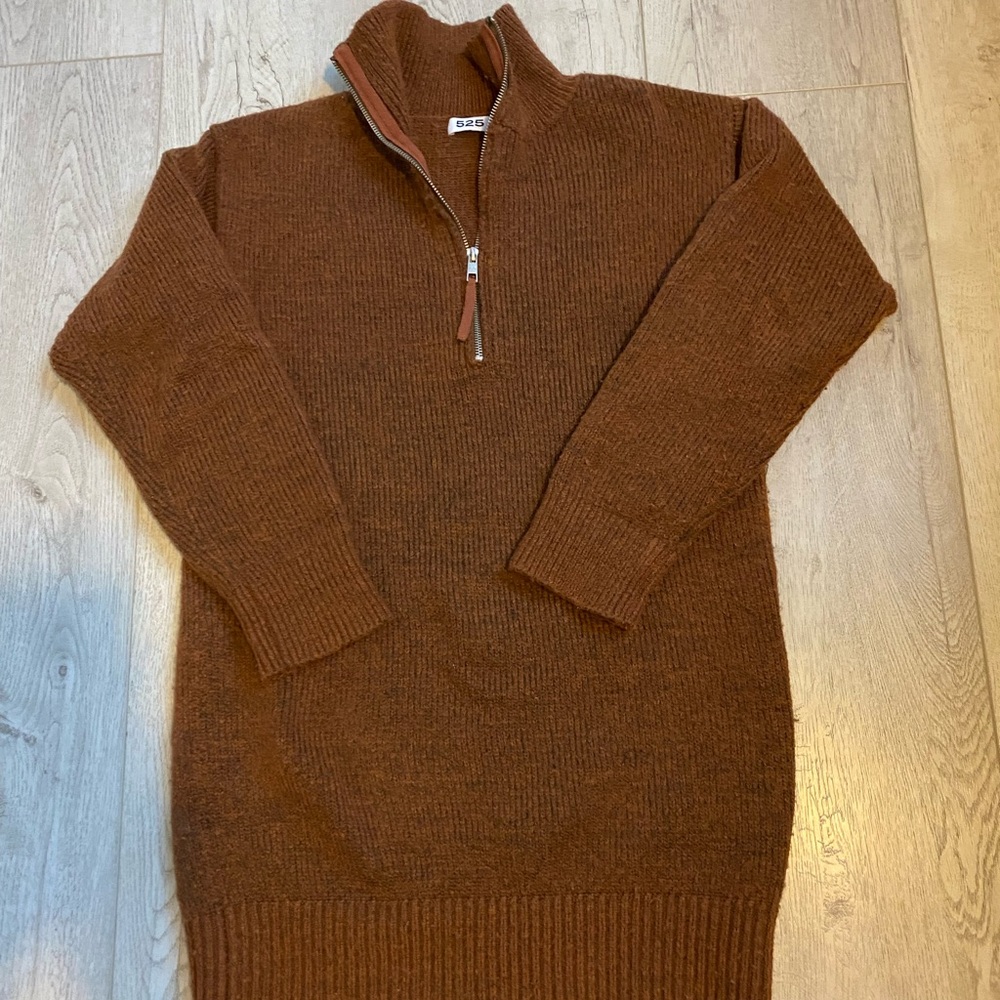 Women’s 525 America cozy  knit Half-Zip Sweater/dress.